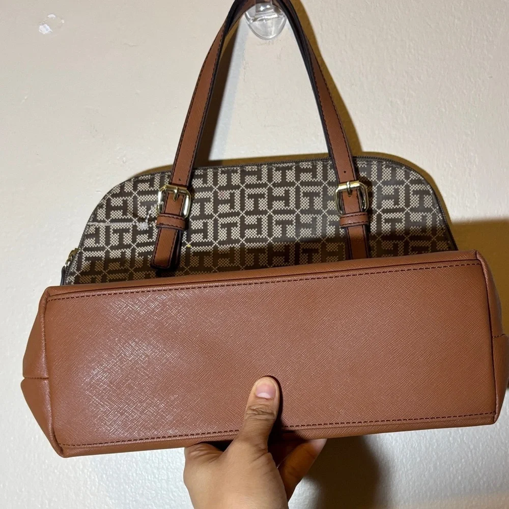 Tommy Hilfiger Signature Pattern Satchel
